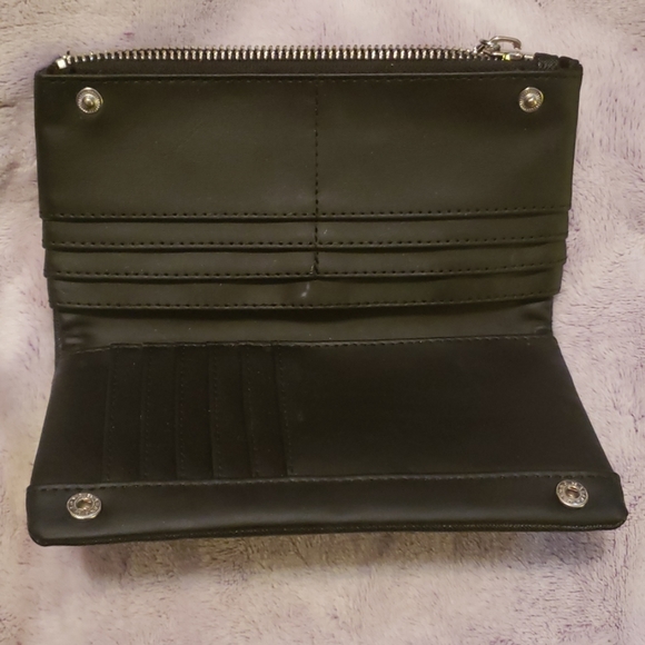 GUESS wallet - Picture 3 of 4